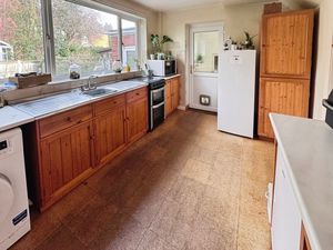 Photo 6- click for photo gallery